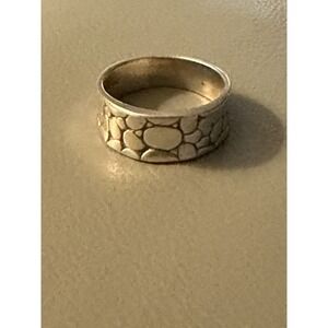925 Sterling Silver Ring  Sz 8 Pebble Etched Imprinted Band Vintage Signed #592